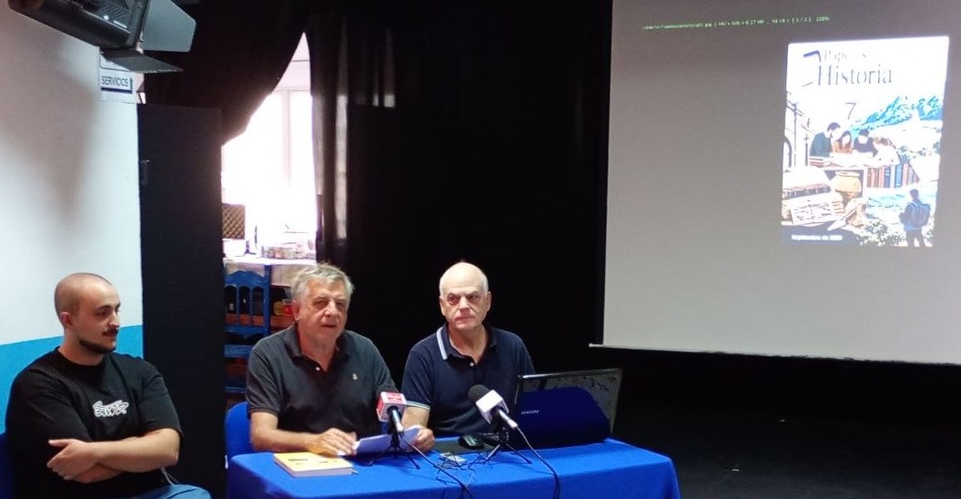 Los tres ponentes del acto de presentación del número 7 de la revista Papeles de Historia.
